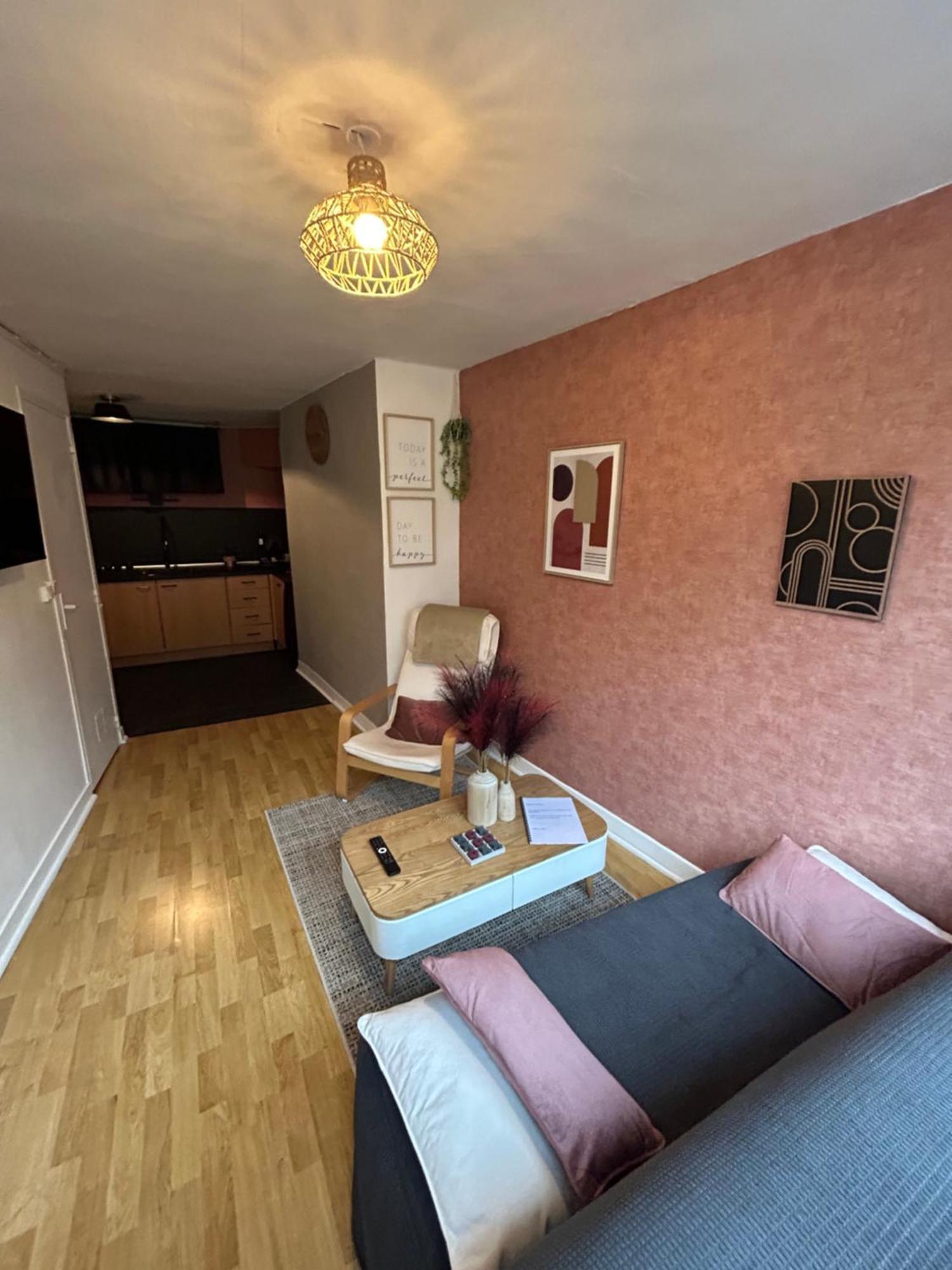 Dieppe F2 Pour 4 Personnes Emplacement Ideal 2 Min A Pied De La Plage Et Des Boutiques Exterior photo